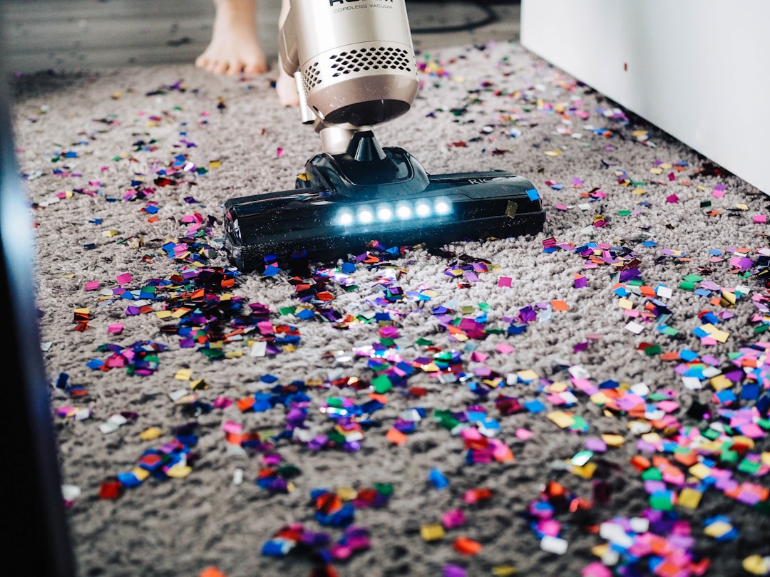 Photo Chandelier cleaning